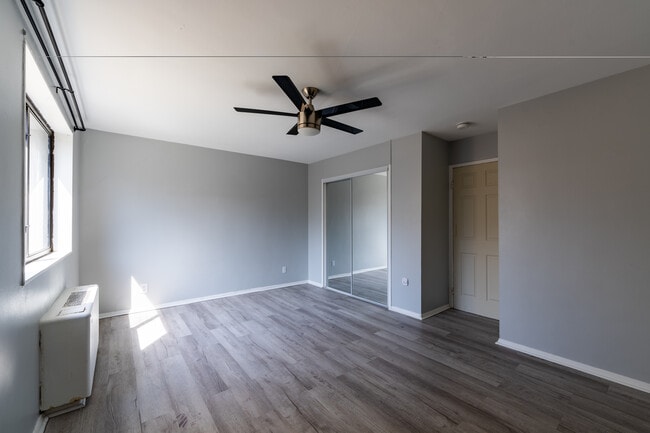 Building Photo - 8601 Manchester Rd