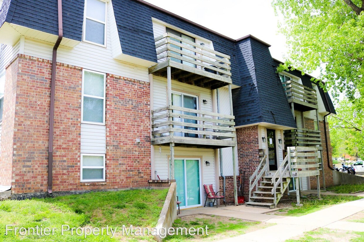 Primary Photo - 701 Dondee Dr