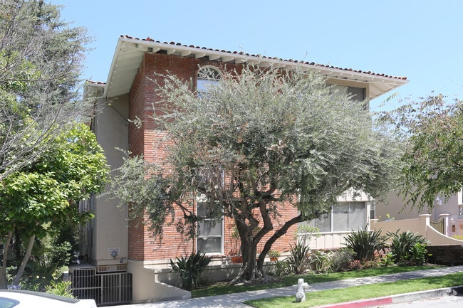 Building Photo - Spalding Apartments