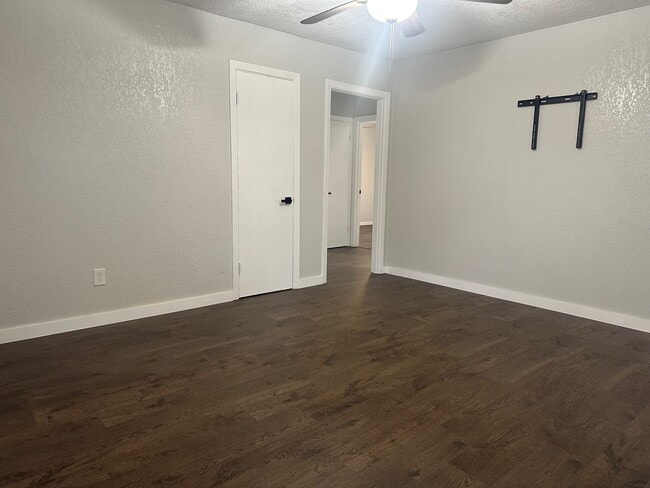 Foto del edificio - 208 Walnut St