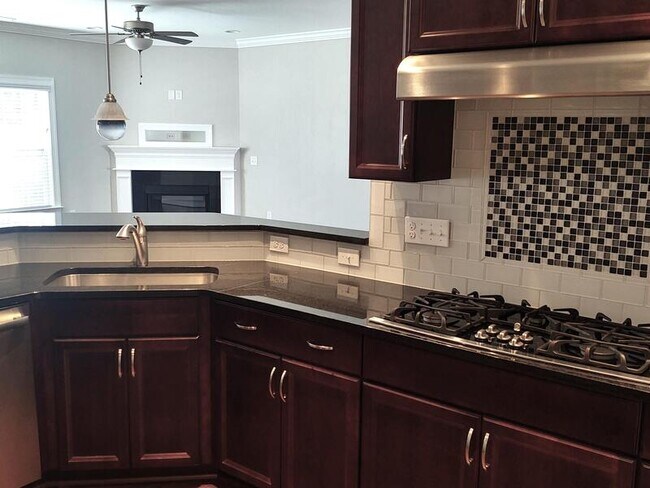 Building Photo - 2719 Masonboro Ferry Dr
