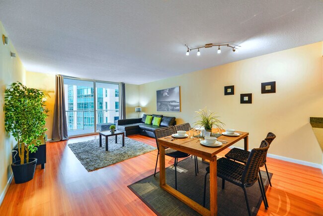 Foto del edificio - 1200 Brickell Bay Dr