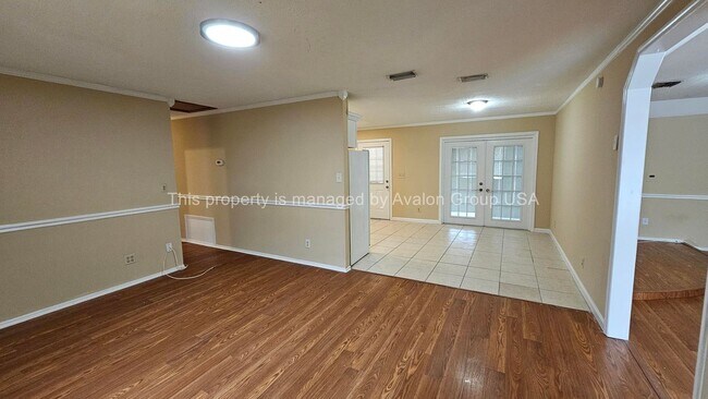 Building Photo - 7651 Gordean Rd