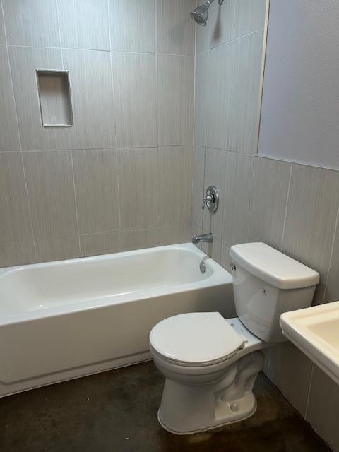 Foto del edificio - 704 W 34th St