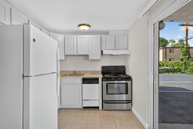 Photo - 715 Moore Street Apartment