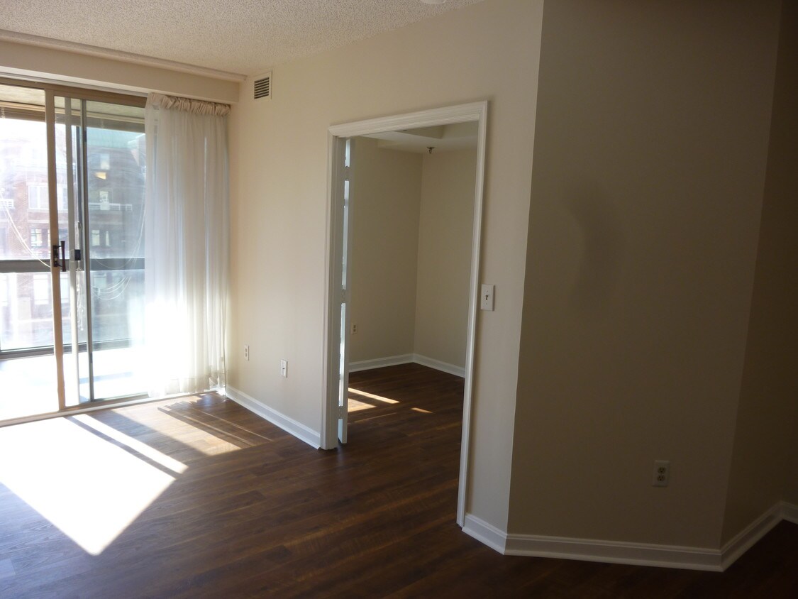 24 Courthouse Square, Rockville, MD 20850 Condo for Rent in Rockville