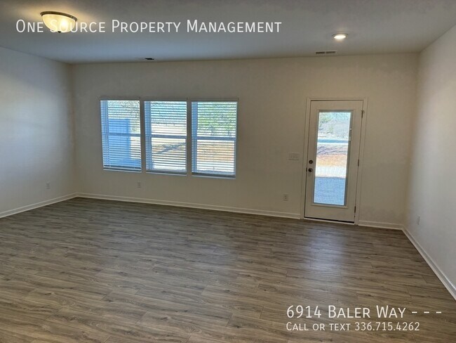 Foto del edificio - 6914 Baler Way