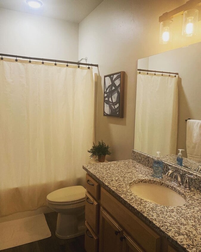 Foto principal - 35 5th St W