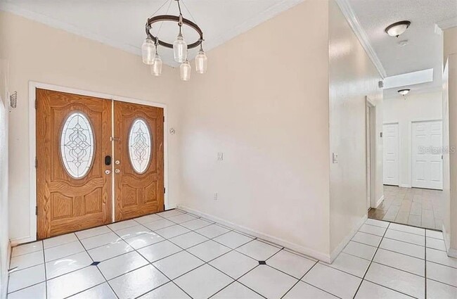 Foto del edificio - 1030 Universal Rest Pl