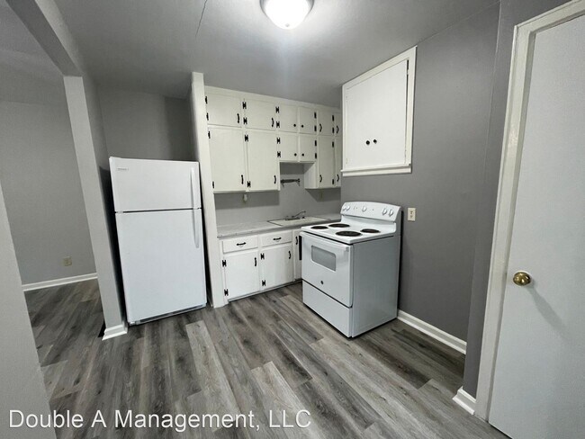 Building Photo - 2 br, 1 bath House - 333 Lamont St.