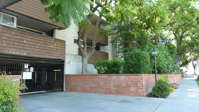 Foto del edificio - 355 S Los Robles Ave