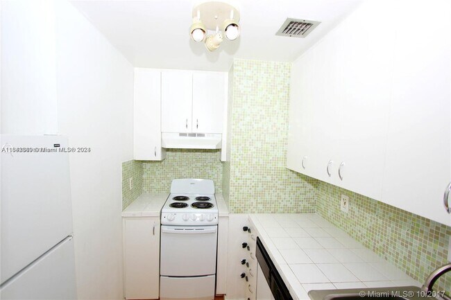 Building Photo - 1242 Drexel Ave