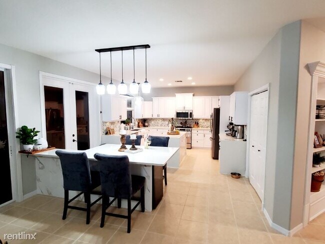 Building Photo - 4 br, 4 bath House - 6223 Laurel Creek Trail