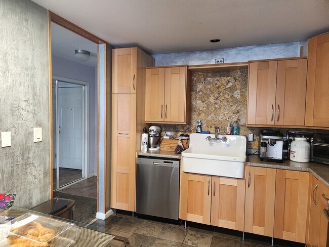 Foto del edificio - 2423 N Kennicott Dr