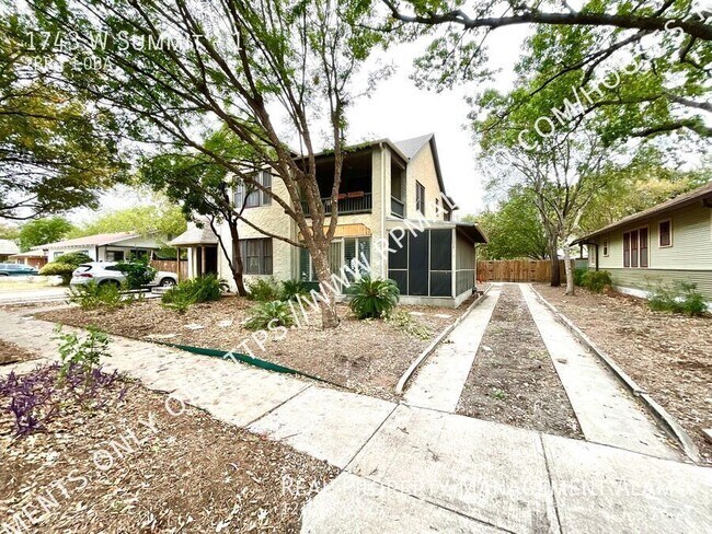 Building Photo - 1743 W Summit-1