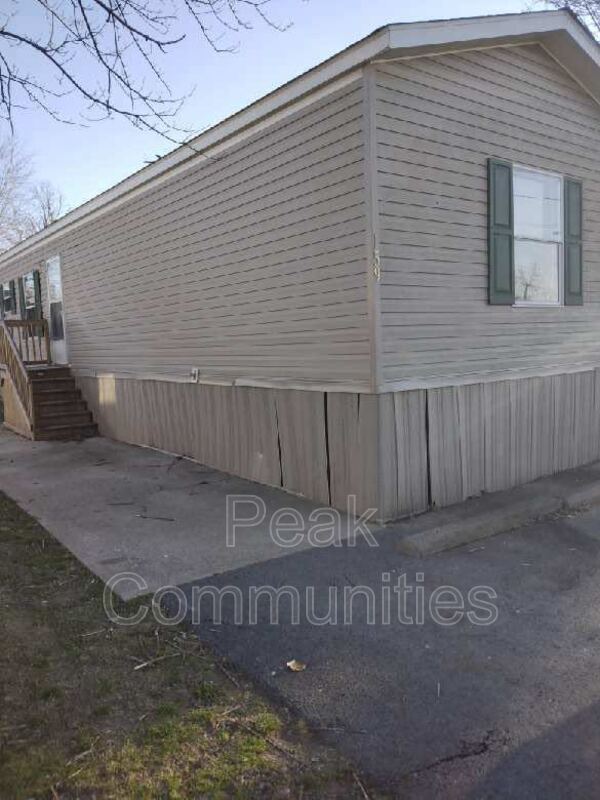 Building Photo - 159 Pine St