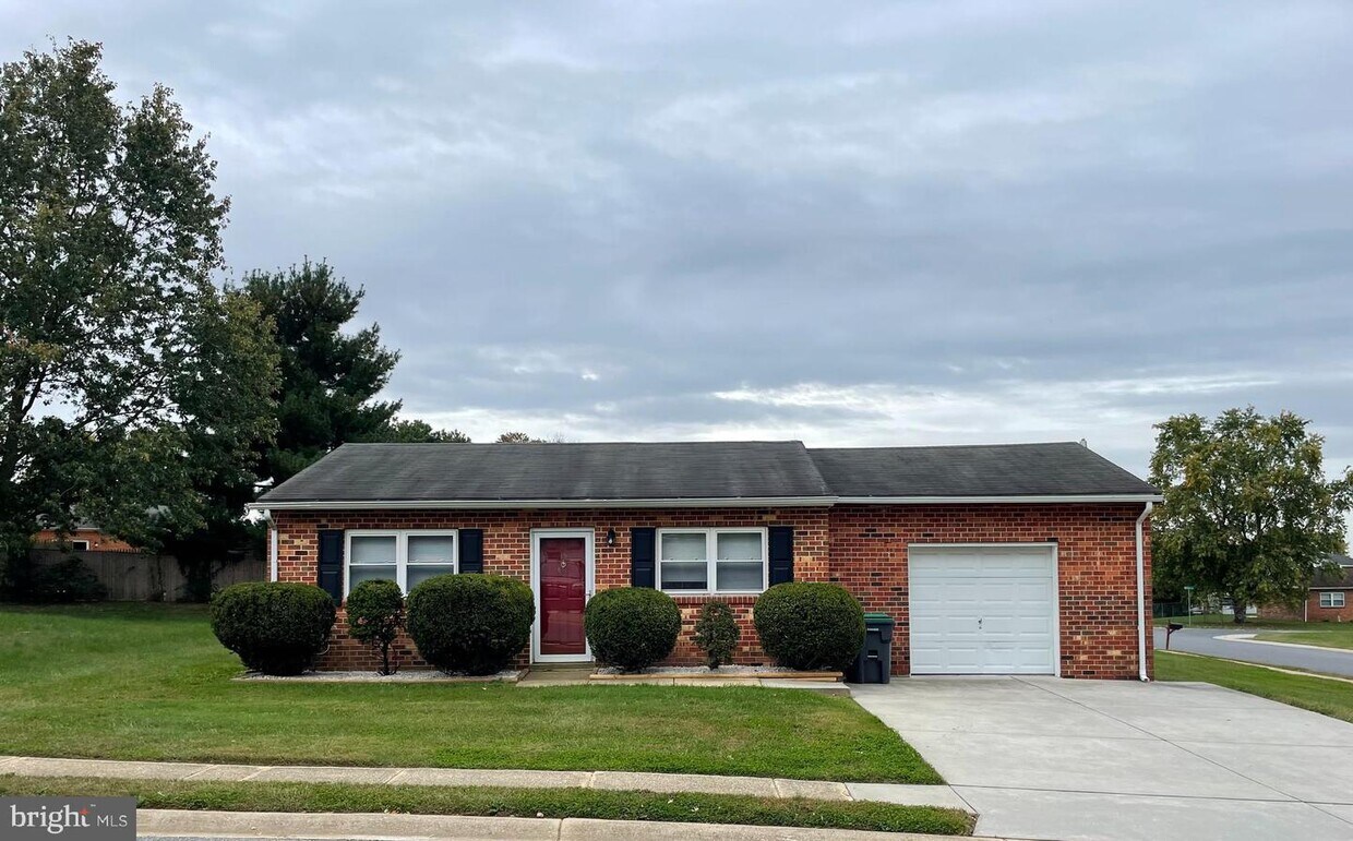 14 Stevenson Way, Newark, DE 19702 House Rental in Newark, DE