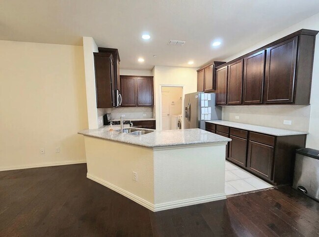 Foto del edificio - 4816 Bridgewater St