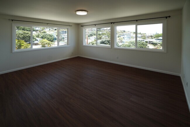 Foto del edificio - 4494 Sierra Dr