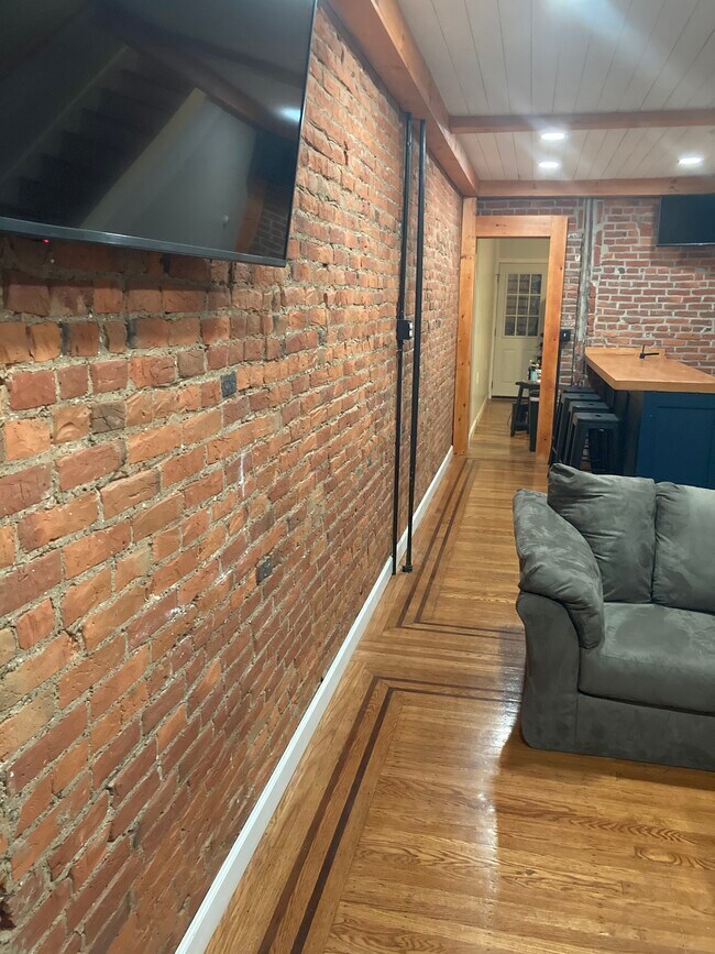 Building Photo - 2309 Gaul St