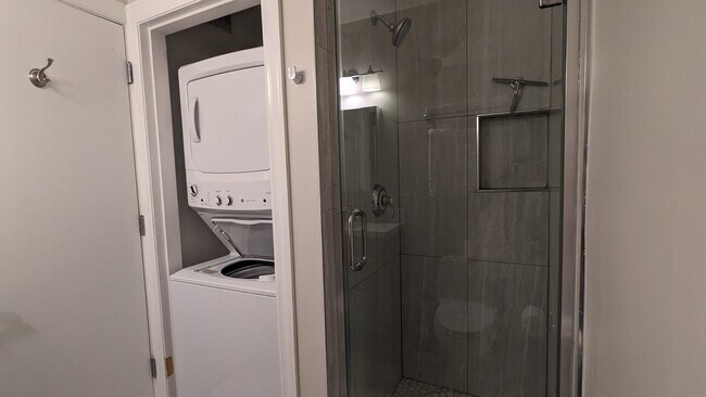 Foto del edificio - 3548 N Janssen Ave