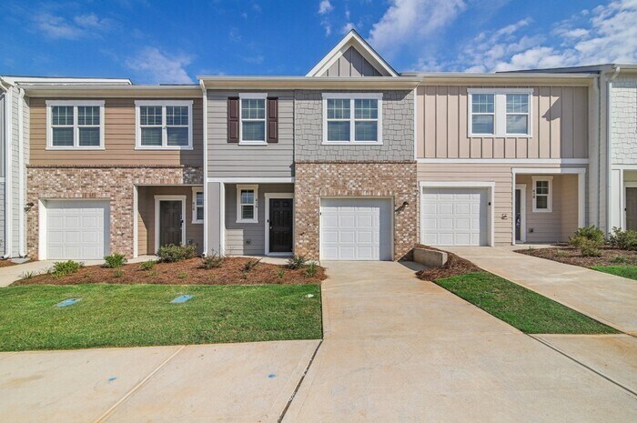 Foto principal - Fantastic 3bd/2.5ba home! Coming soon!