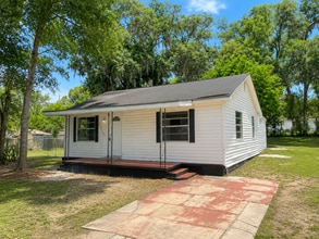 Building Photo - 37249 Westview Ave