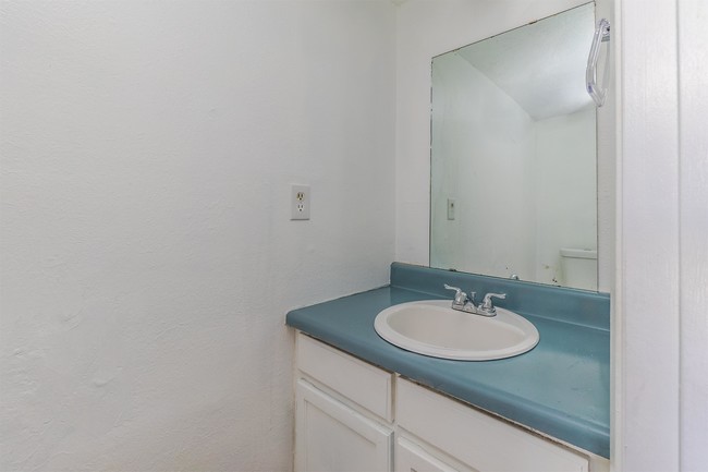 Foto del edificio - 1705 Beaumont Dr