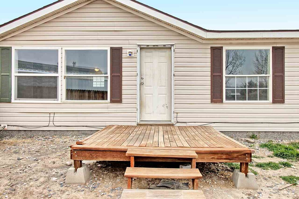 Primary Photo - 2817 N Niagara Cir