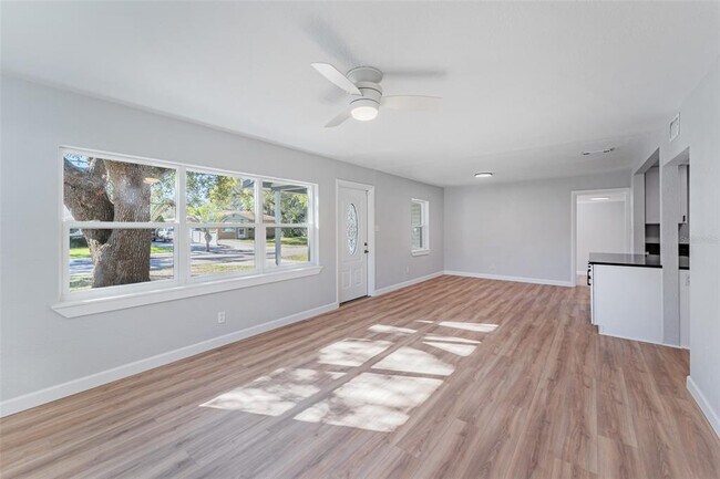 Building Photo - 3305 W Ballast Point Blvd