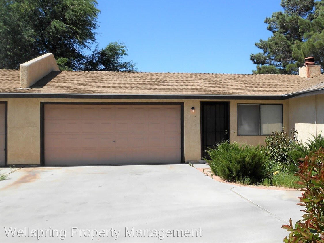 Building Photo - 1008 Perdew Ave