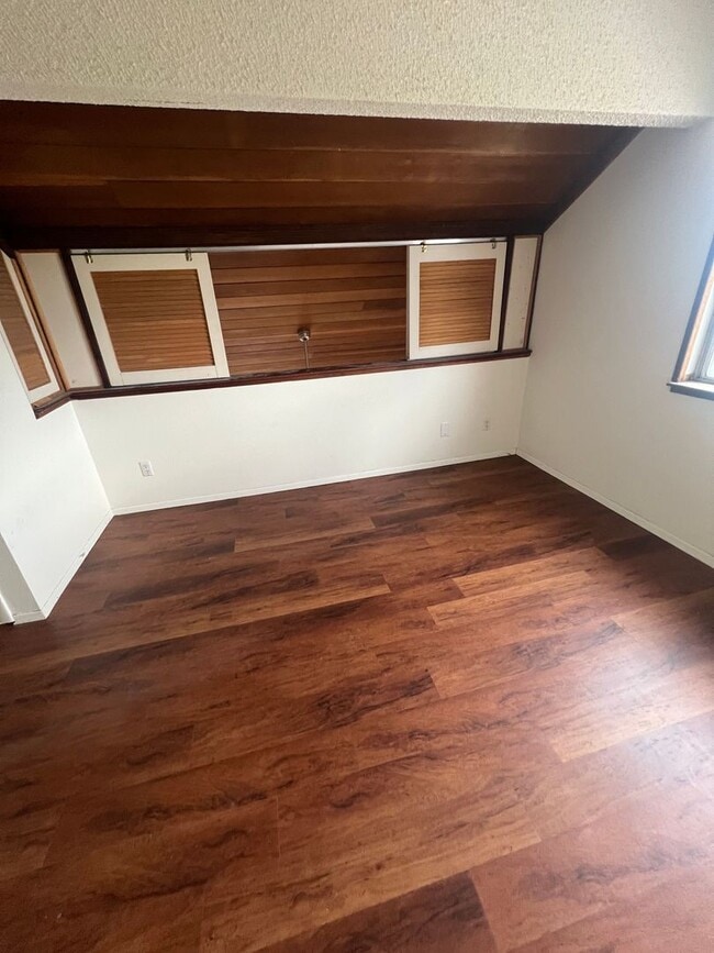 Building Photo - ADJACENT TO NAU: University Meadows-2 Bed/2 Bath Condo $1,775.00