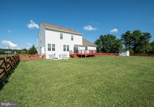 Foto del edificio - 15774 Berkhamstead Pl