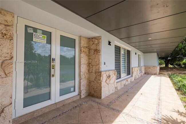 Foto del edificio - 24901 SW 157th Ave