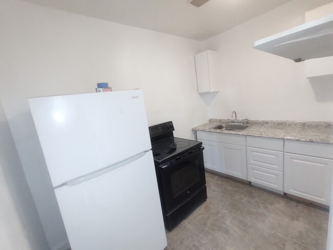 Foto del edificio - 620 Ocean Crest Rd