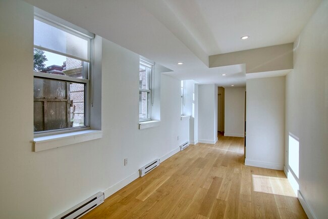 Photo du bâtiment - 10 Rosemount