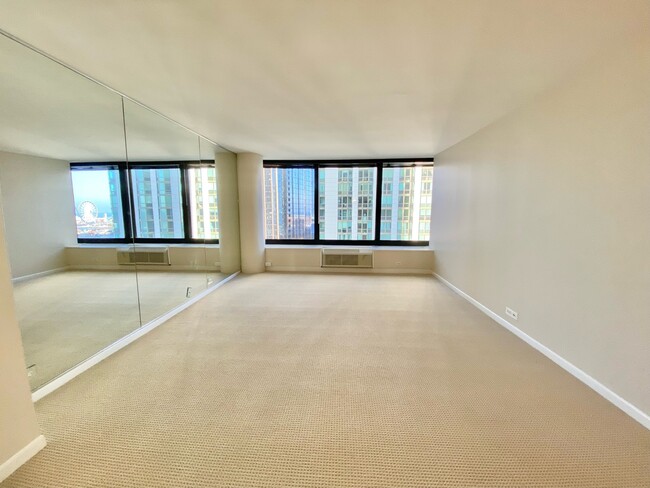 Building Photo - 155 N Harbor Dr
