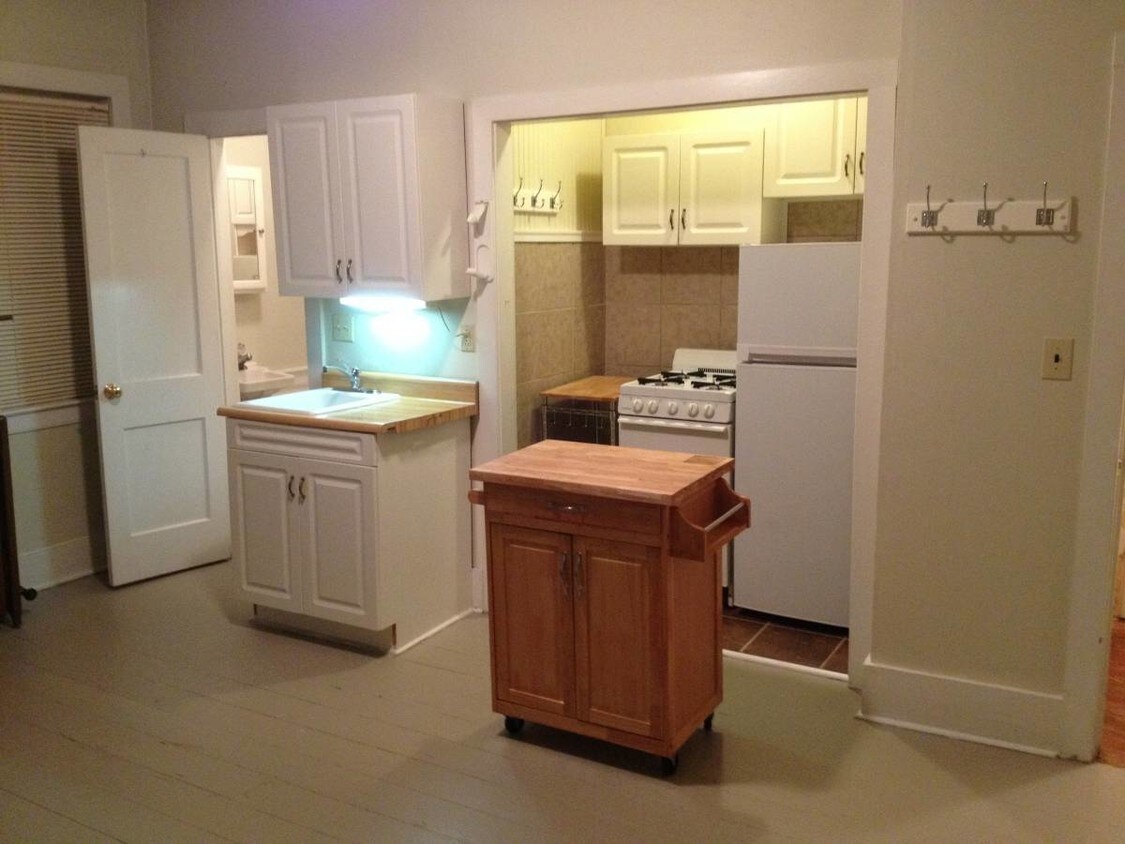 Kitchen - 4068 NY-414