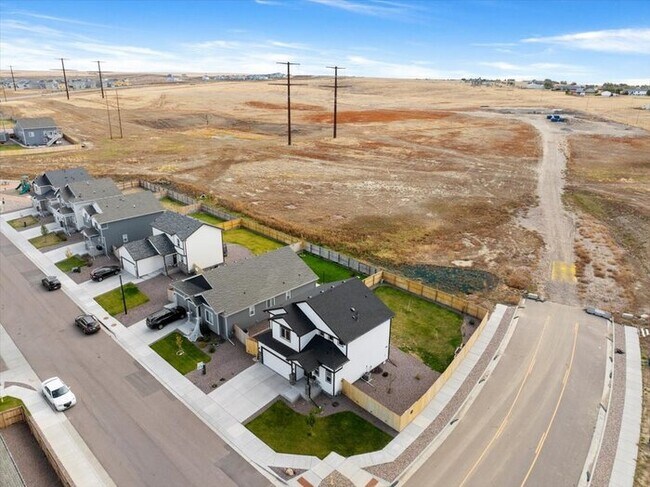 Foto del edificio - 10715 Horton Dr