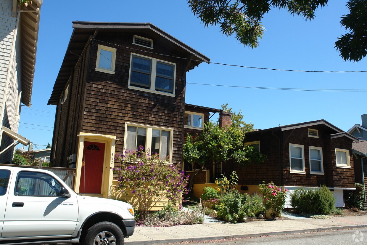Foto del edificio - 476-482 Rich St