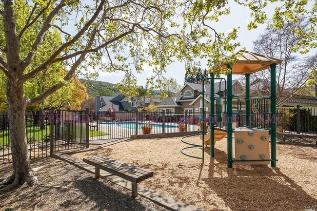 Building Photo - 134 Ignacio Valley Cir