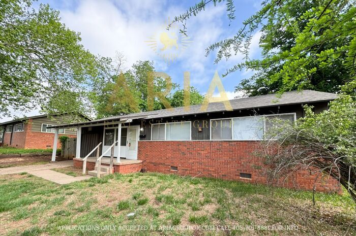 Primary Photo - 3 BED/1 BATH HOME CLOSE TO TINKER! AVAILAB...
