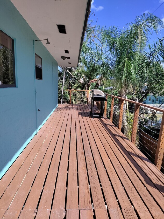 118 Lakeview Ave Unit 2, Lantana, FL 33462 Room for Rent in Lantana