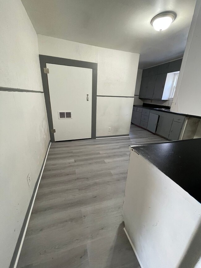 Foto del edificio - Affordable 3 Bedroom 1.5 Bath in Hutchinson