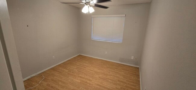 Building Photo - 7554 W Cholla St