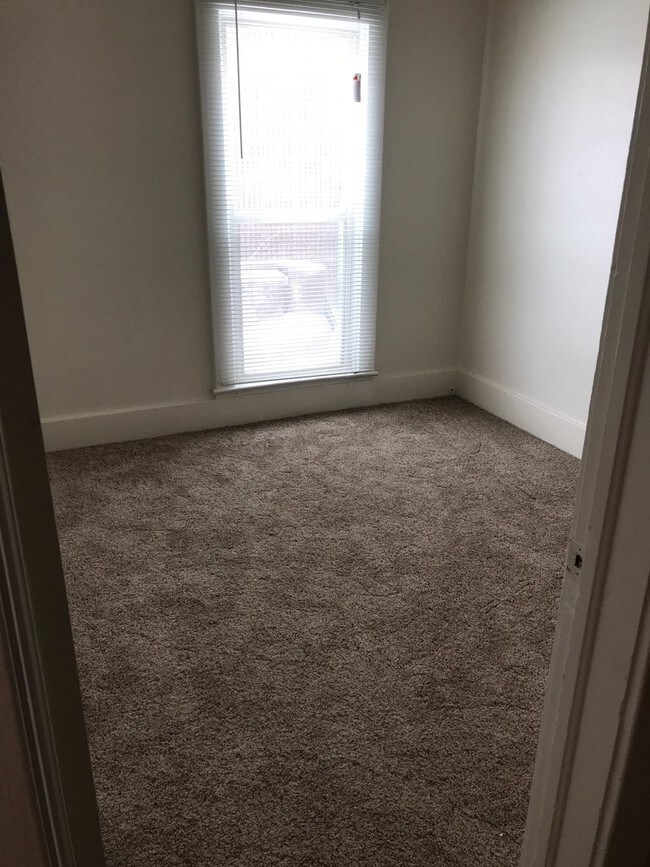 Foto del edificio - 152 S Kenwood St