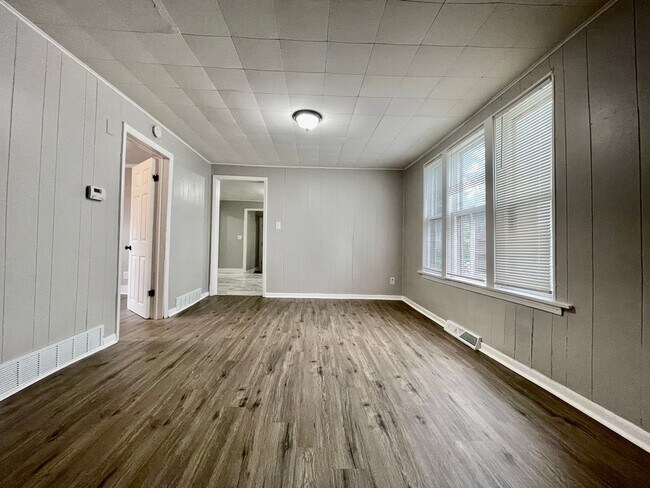 Foto del edificio - 933 W Southern Ave