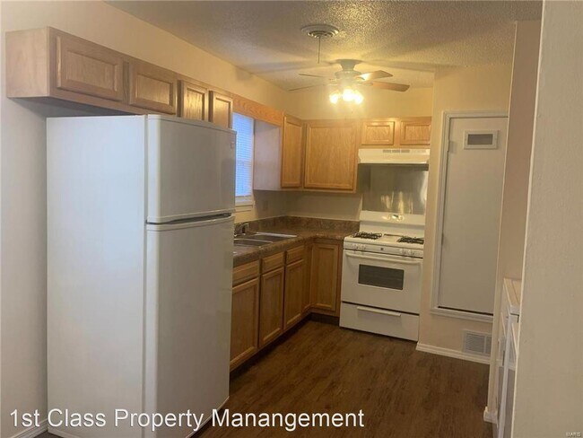 Building Photo - 3 br, 1 bath House - 2900 Cravens Rd