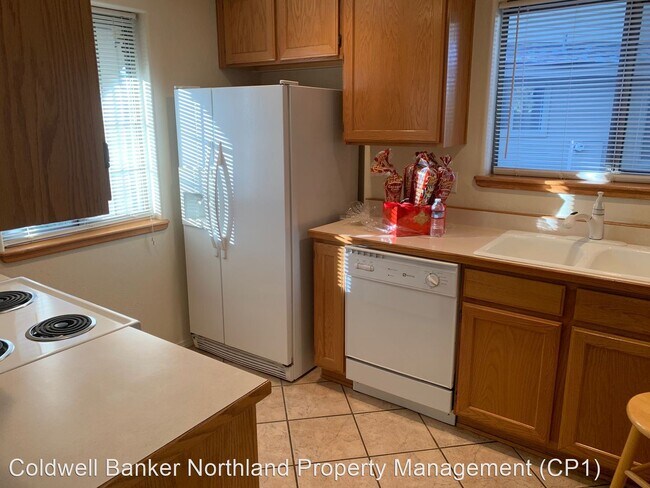 Foto del edificio - 3 br, 2 bath House - 6276 E Mountain Oaks Dr