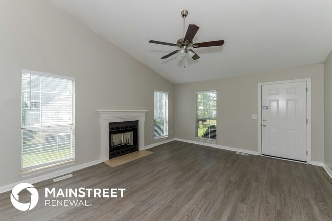 Building Photo - 106 Creekside Ct